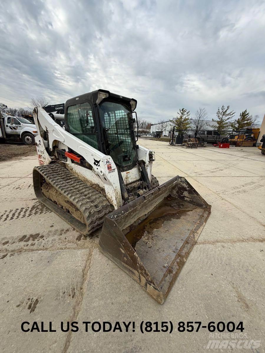 Bobcat T740 Mininakladače