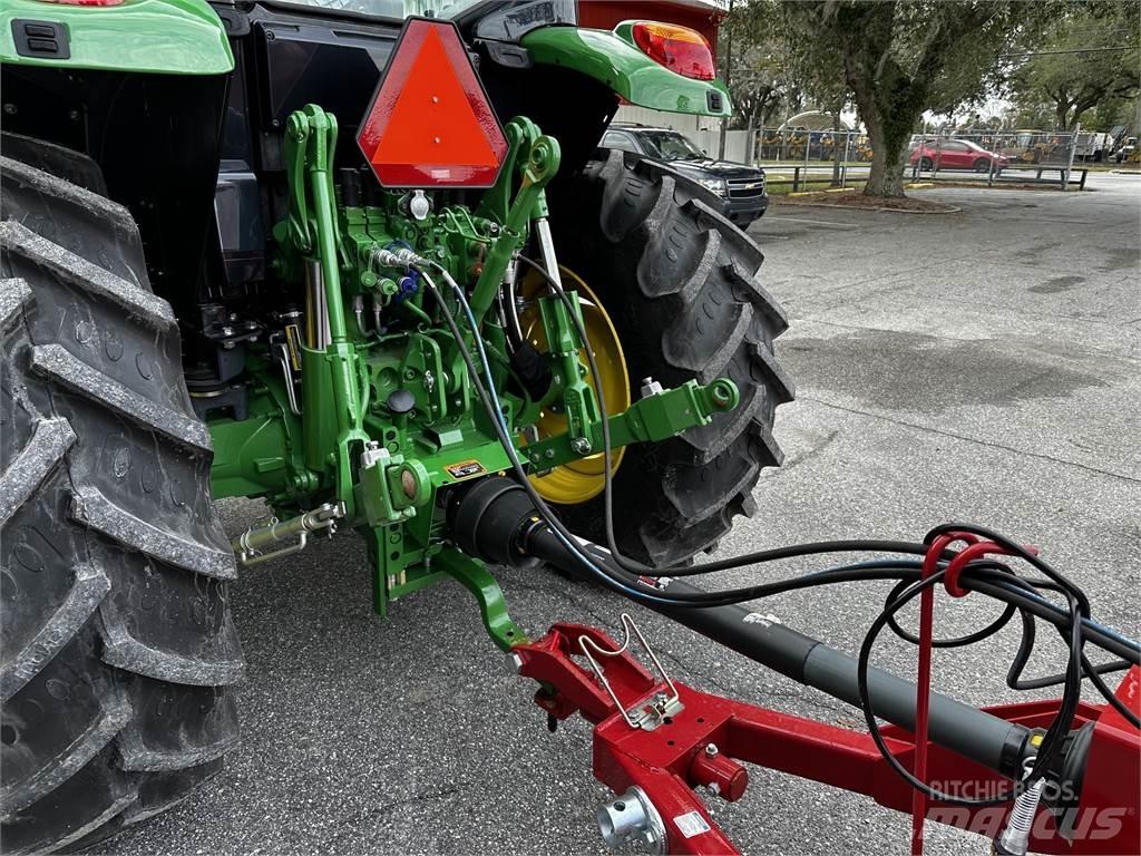 Bush Hog 2820 Drviče a rezače balíkov