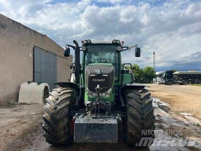 Fendt 824 Traktory