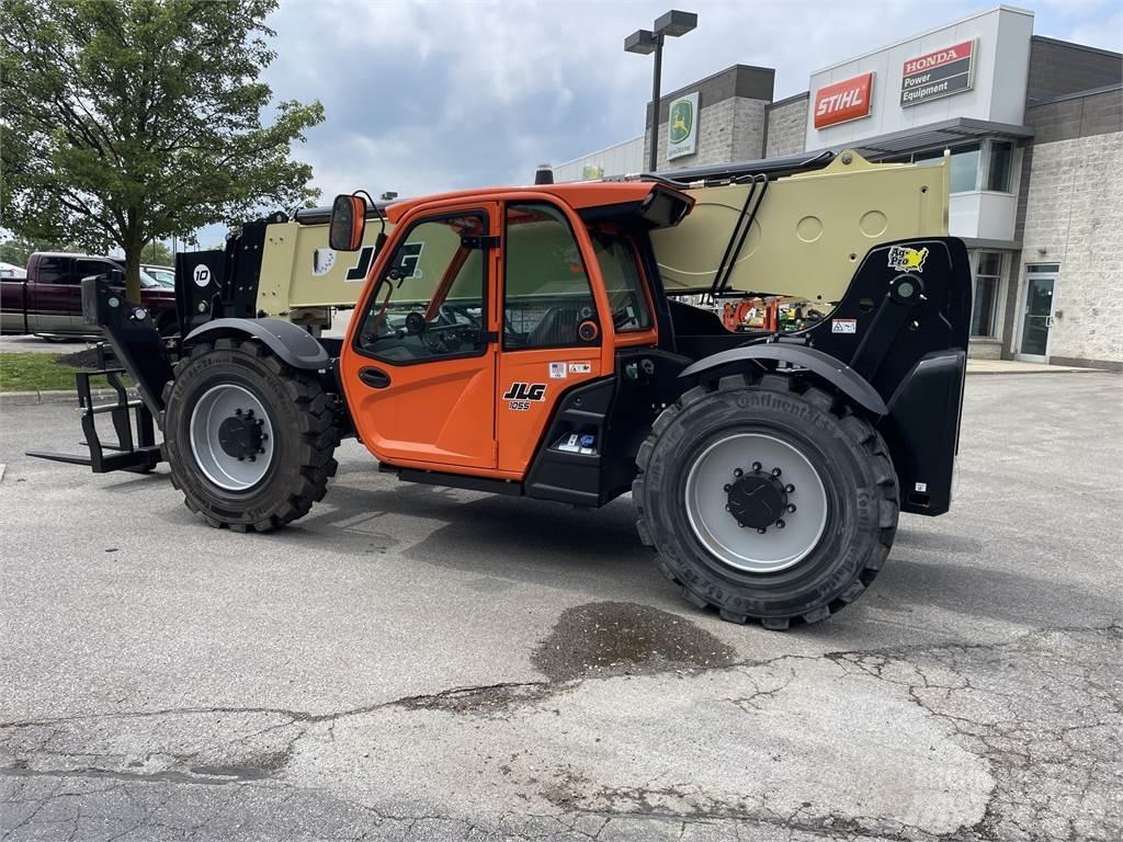 JLG 1055 Teleskopické manipulátory