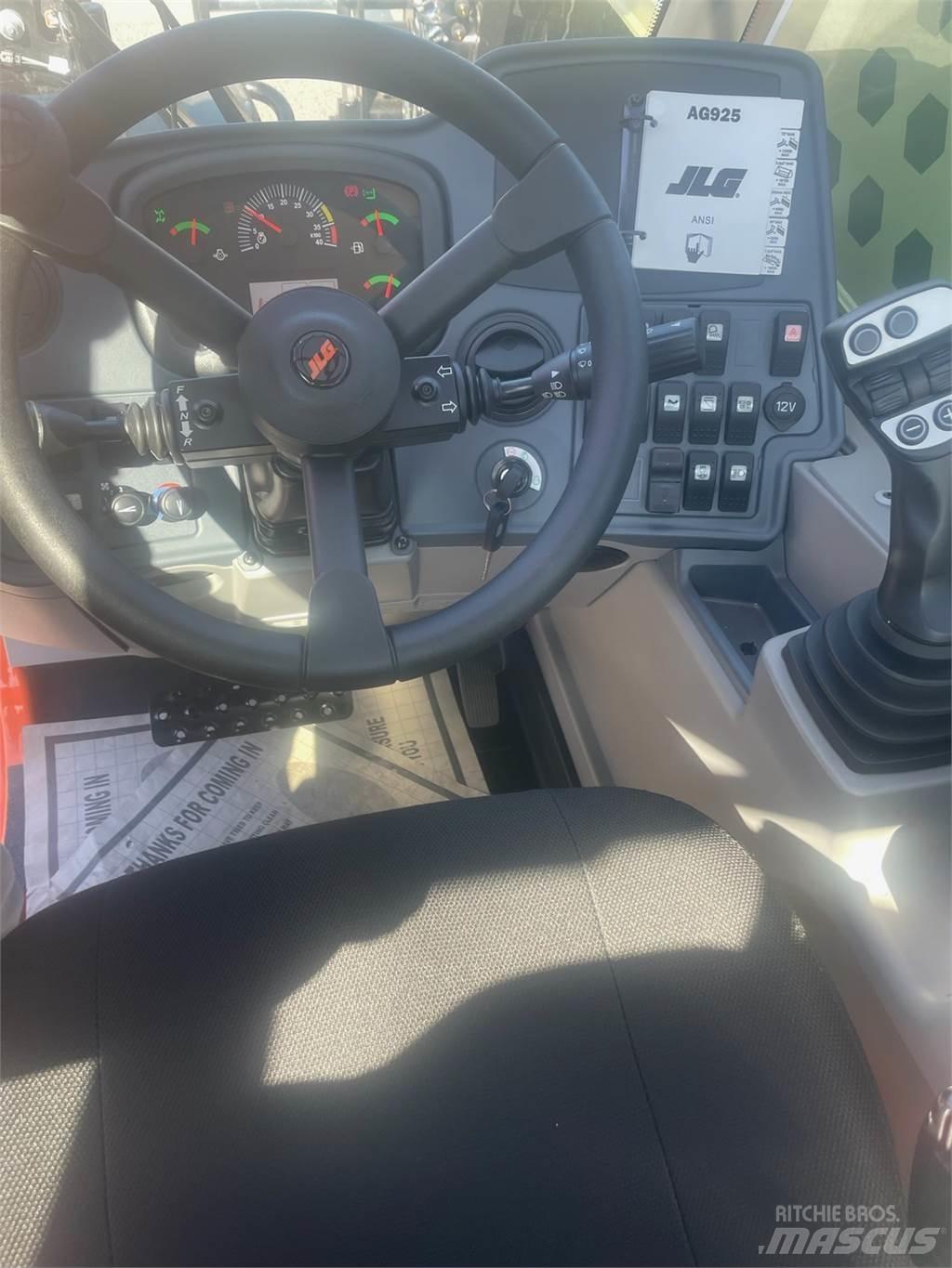 JLG AG925 Teleskopické nakladače pre poľnohospodárstvo