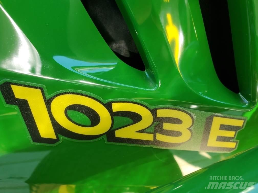 John Deere 1023E Kompaktné traktory