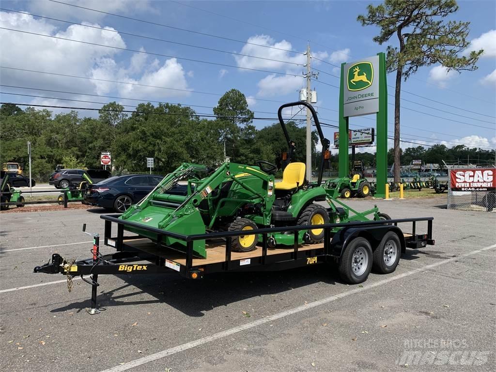 John Deere 1023E Kompaktné traktory