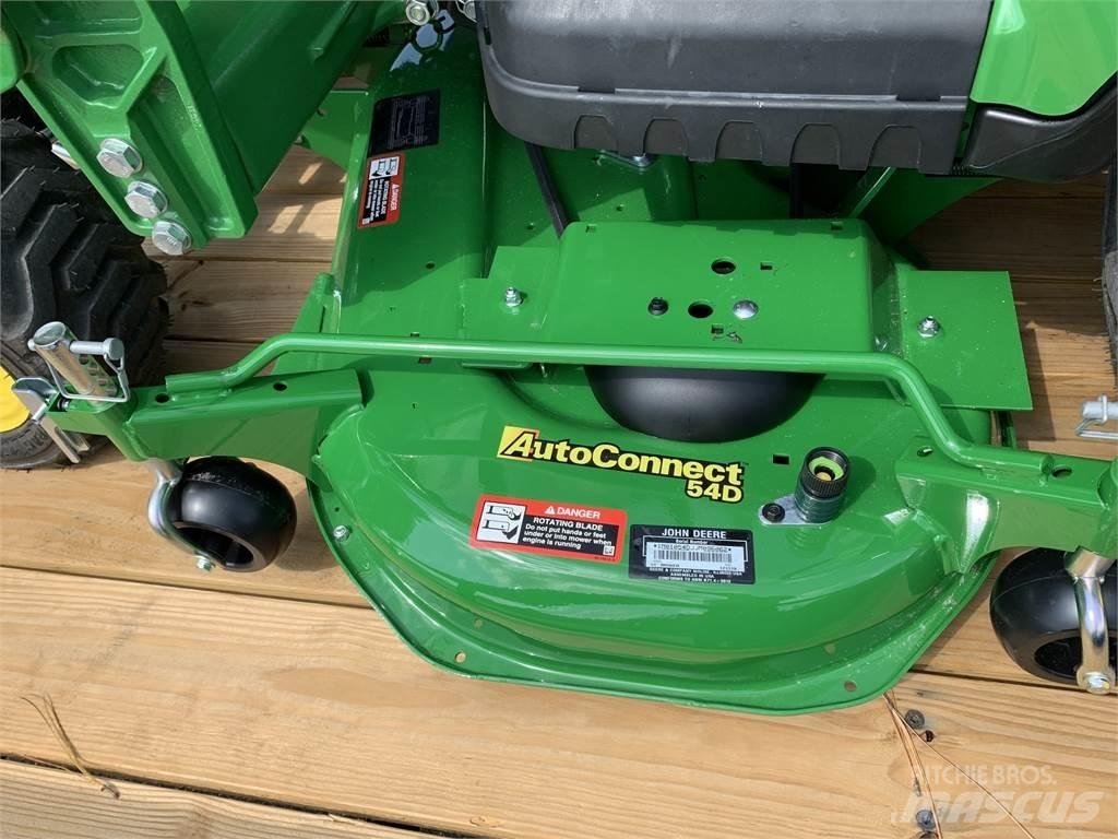 John Deere 1023E Kompaktné traktory