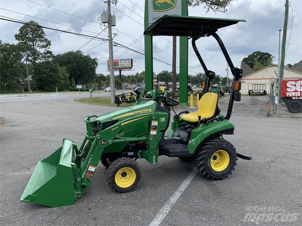 John Deere 1023E Kompaktné traktory