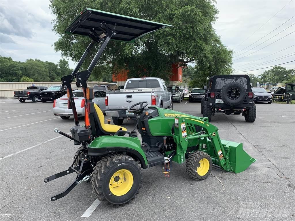 John Deere 1023E Kompaktné traktory