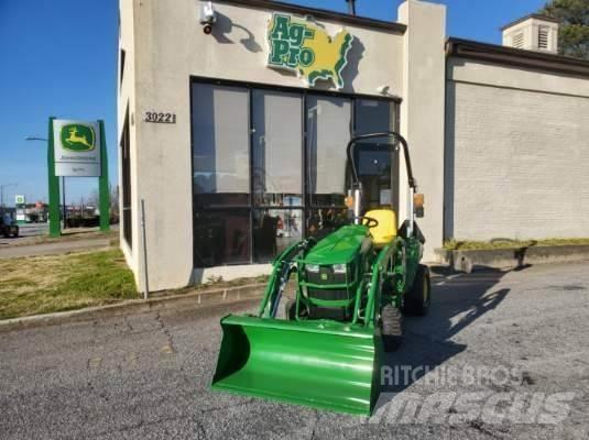 John Deere 1023E Kompaktné traktory