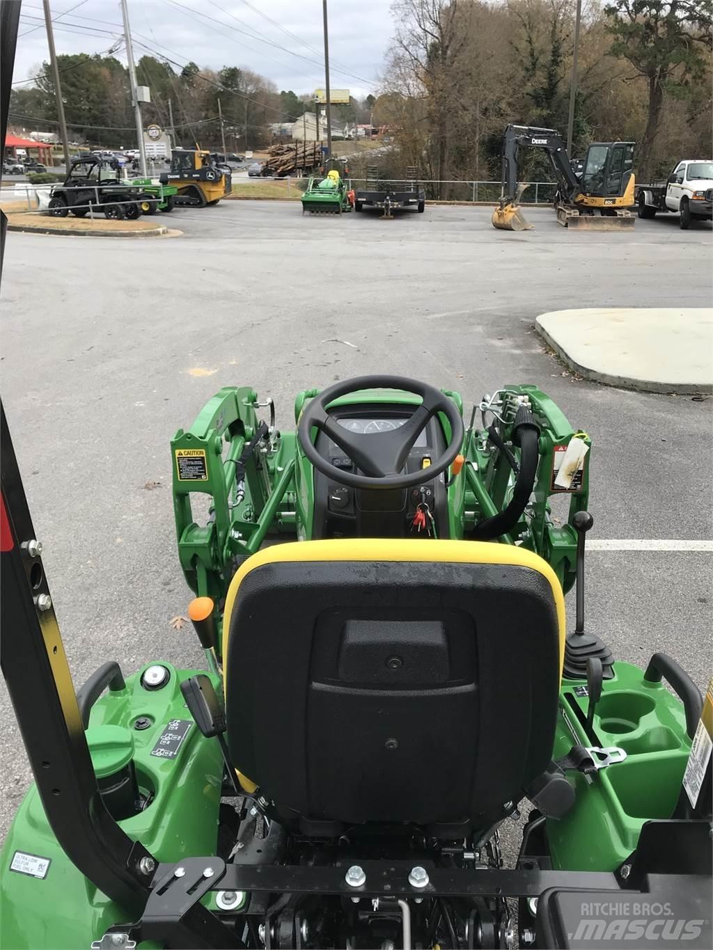 John Deere 1023E Kompaktné traktory