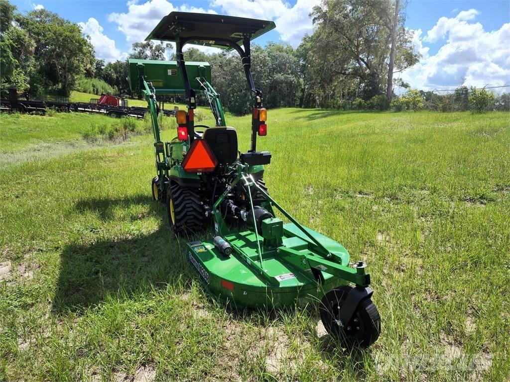 John Deere 1023E Kompaktné traktory