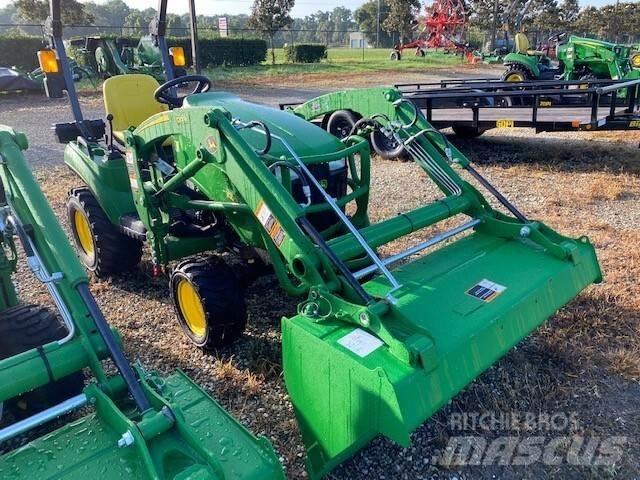 John Deere 1023E Kompaktné traktory
