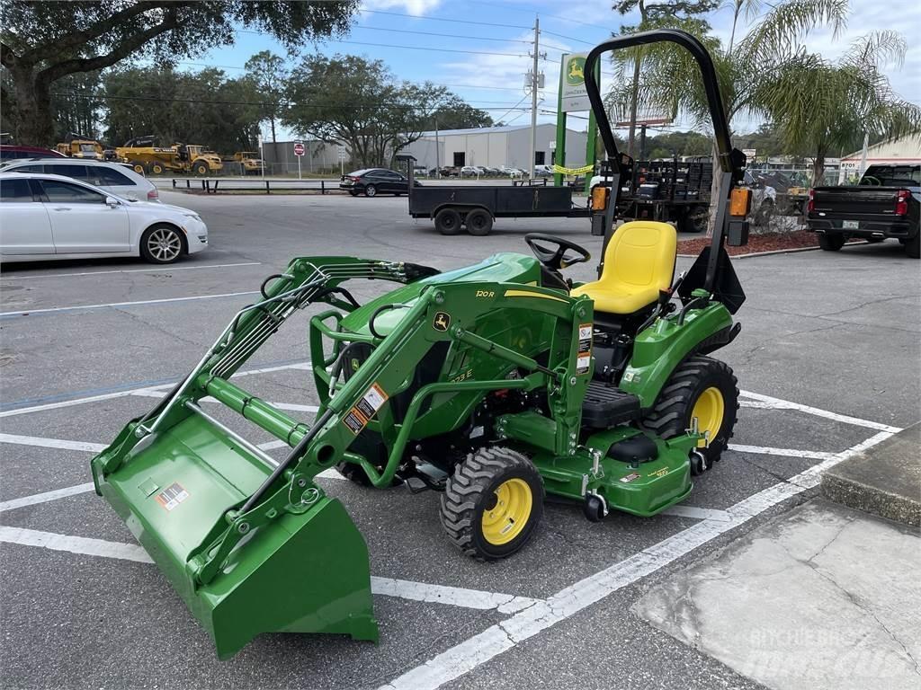 John Deere 1023E Kompaktné traktory
