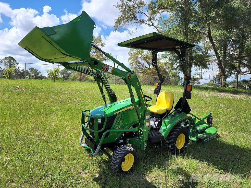 John Deere 1023E Kompaktné traktory