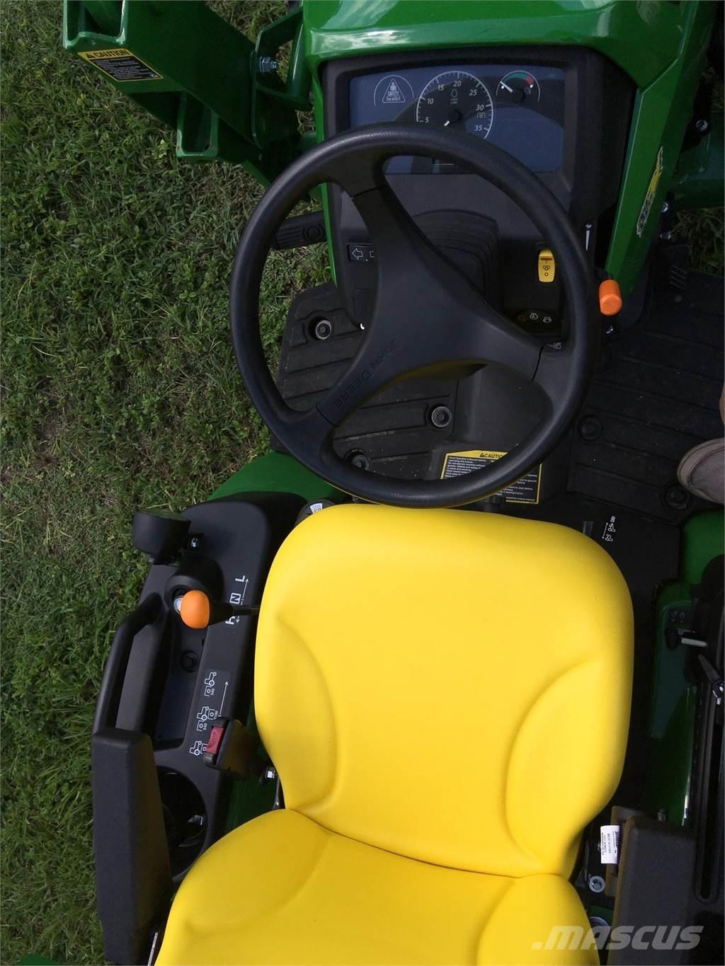 John Deere 1025R Kompaktné traktory