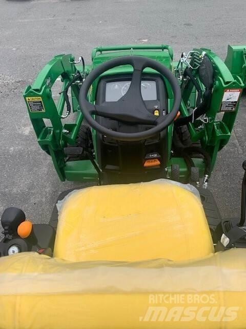 John Deere 1025R Kompaktné traktory