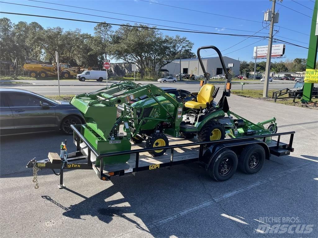 John Deere 1025R Kompaktné traktory