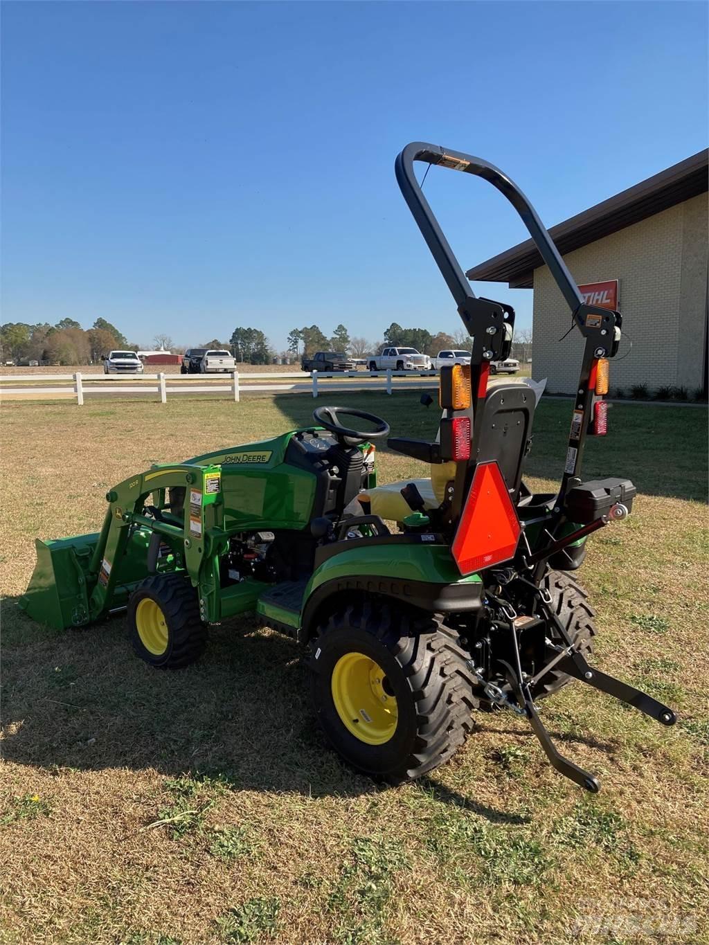 John Deere 1025R Kompaktné traktory