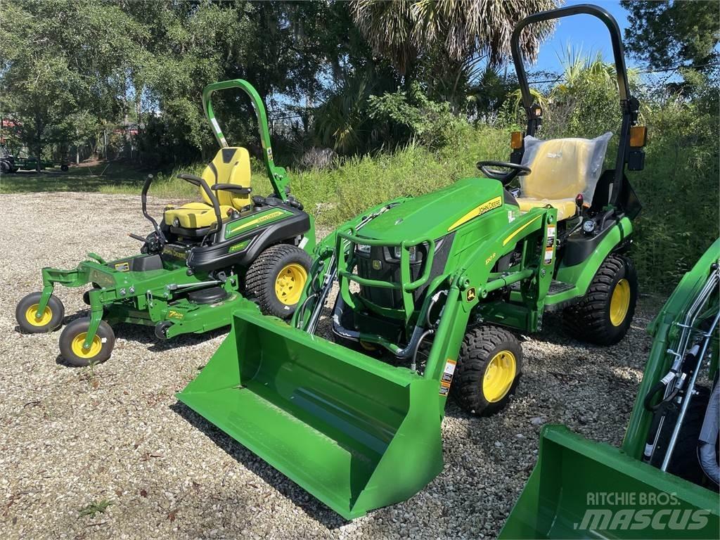 John Deere 1025R Kompaktné traktory