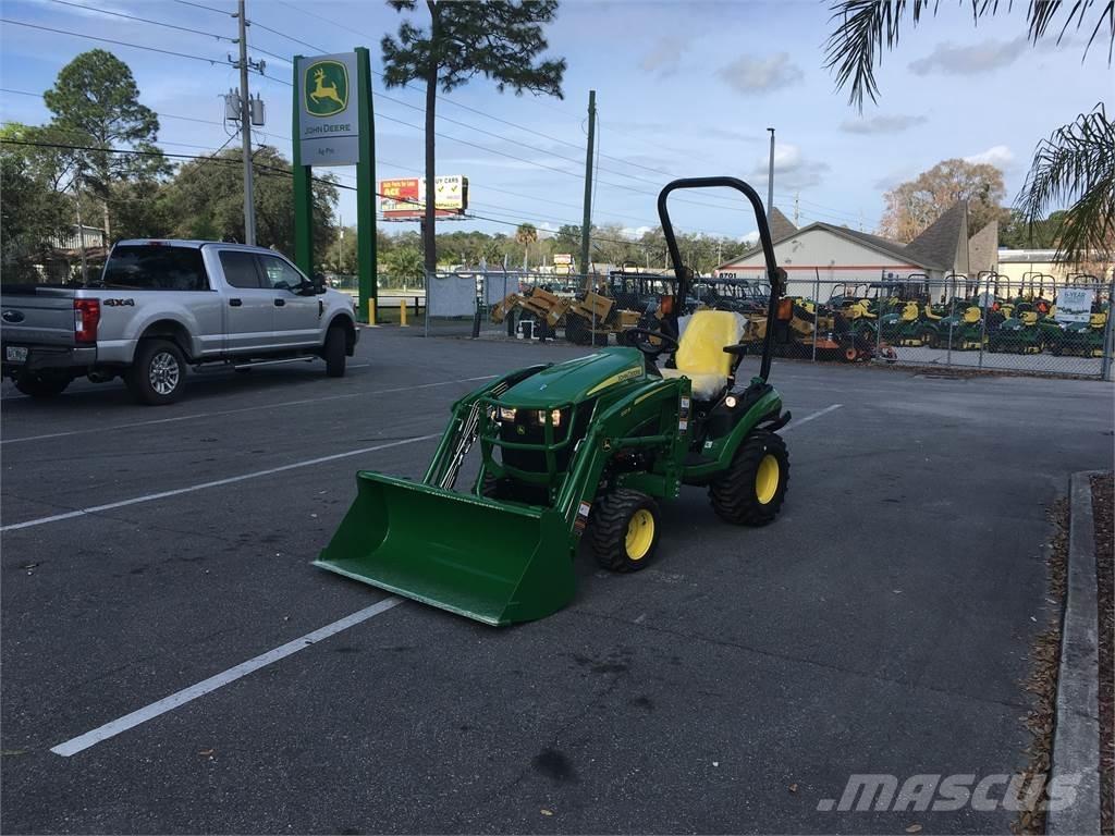 John Deere 1025R Kompaktné traktory