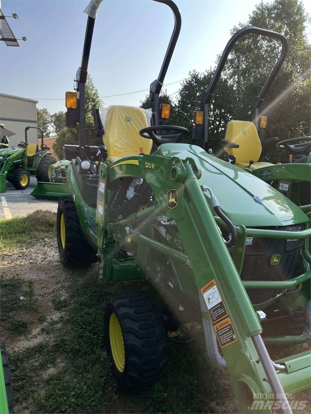 John Deere 1025R Kompaktné traktory