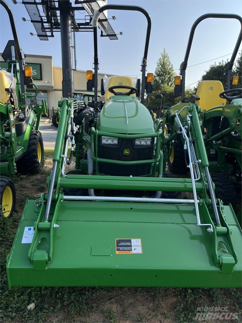 John Deere 1025R Kompaktné traktory