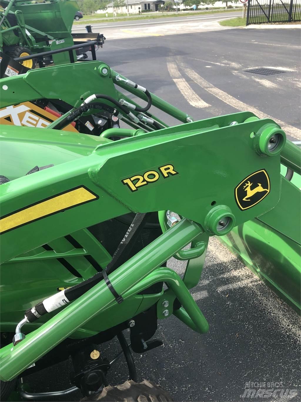John Deere 1025R Kompaktné traktory