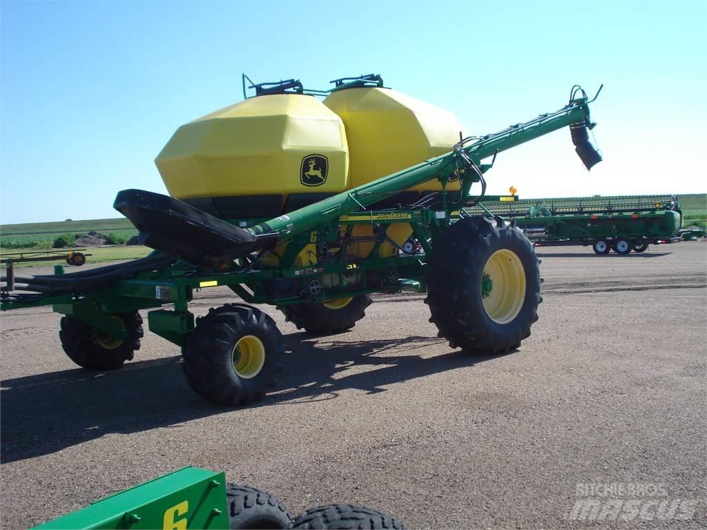 John Deere 1890 Mechanické sejačky