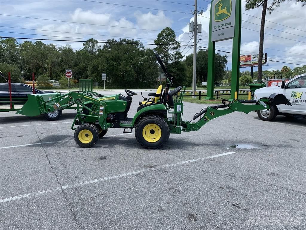 John Deere 2025R Kompaktné traktory