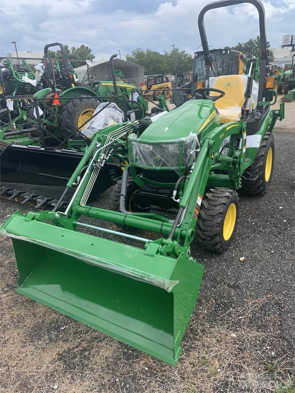 John Deere 2025R Kompaktné traktory