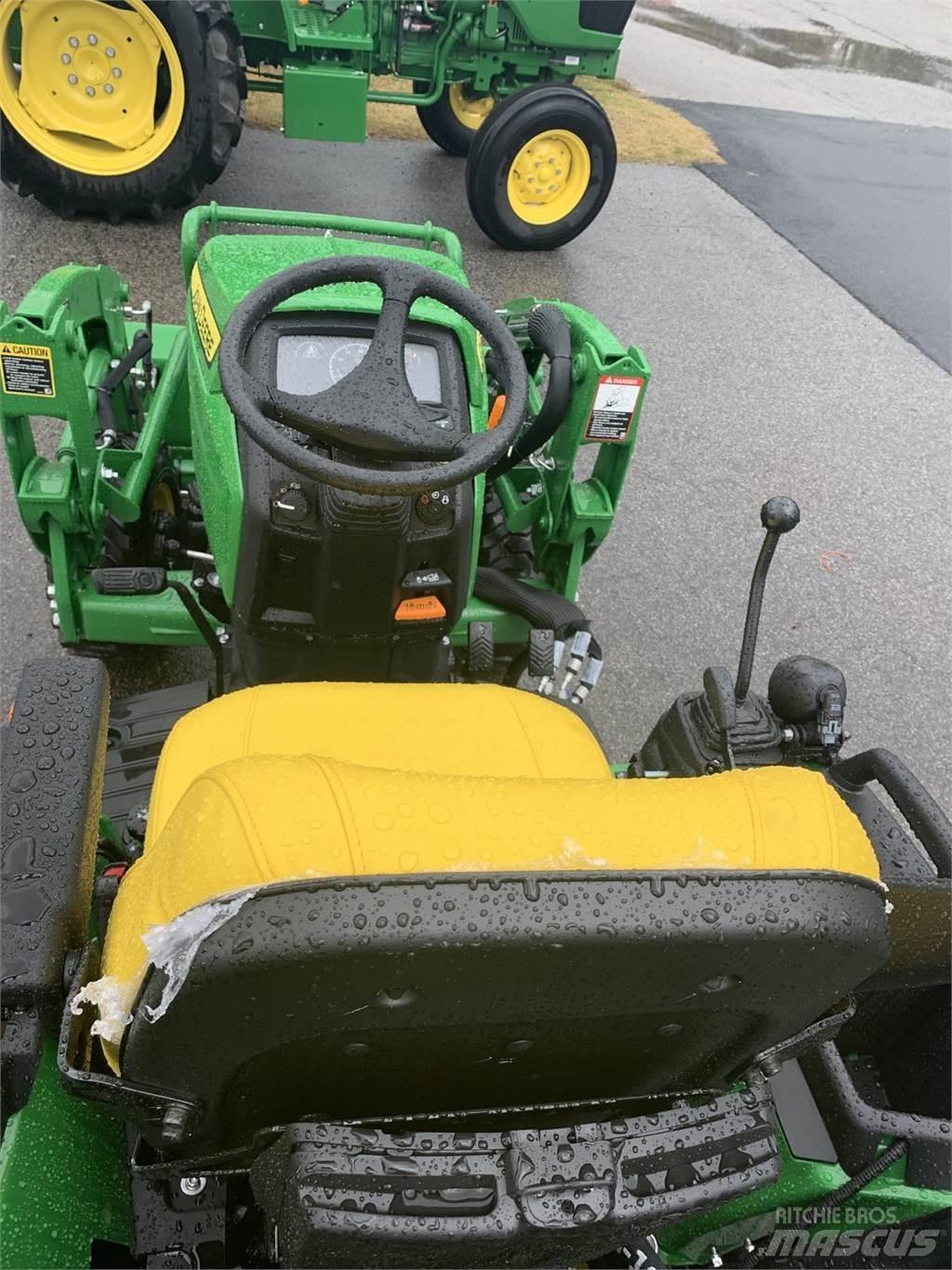John Deere 2025R Kompaktné traktory