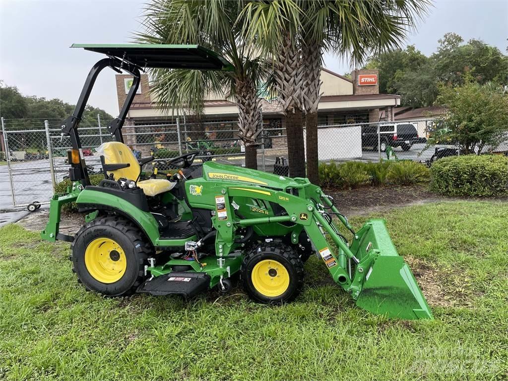 John Deere 2025R Kompaktné traktory
