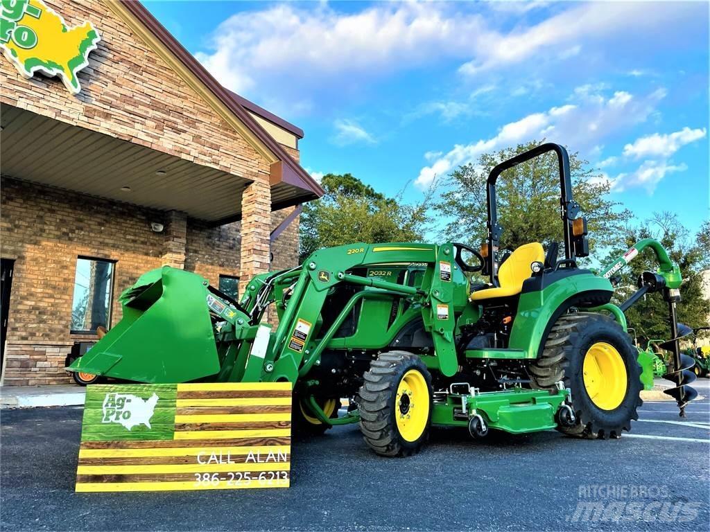 John Deere 2032R Kompaktné traktory