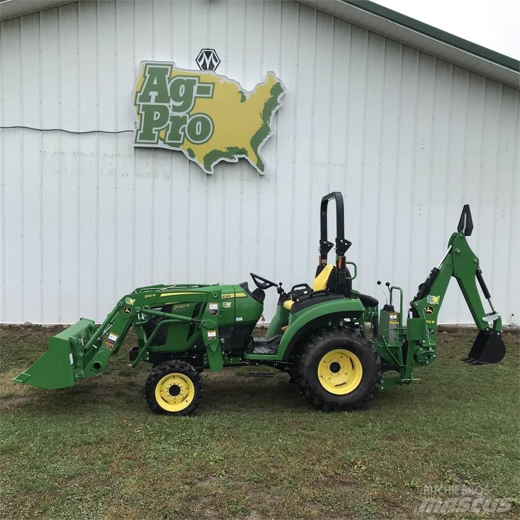 John Deere 2032R Kompaktné traktory