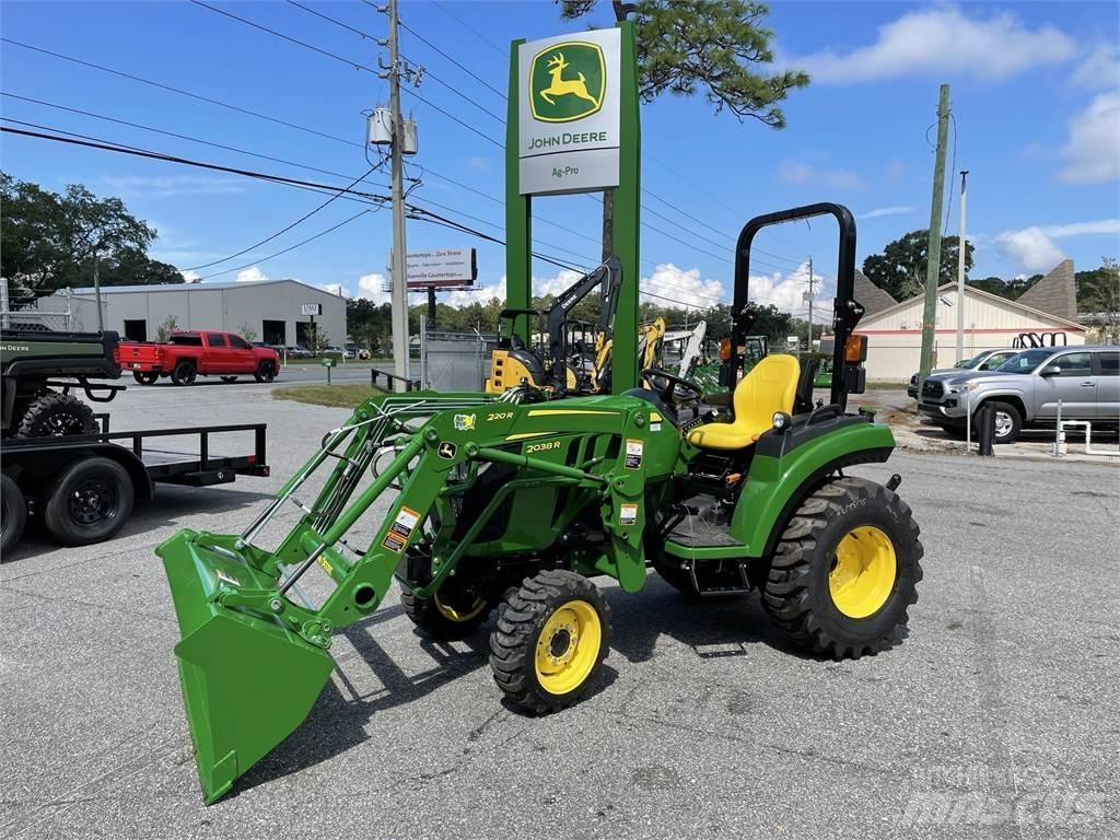 John Deere 2038R Kompaktné traktory