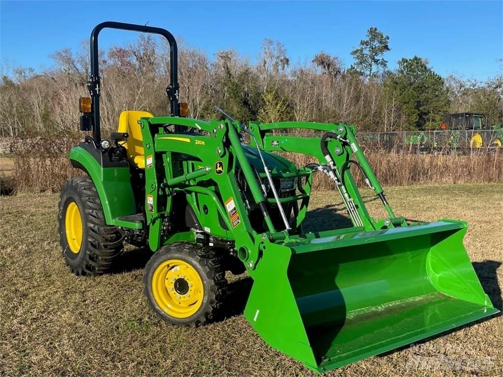 John Deere 2038R Kompaktné traktory