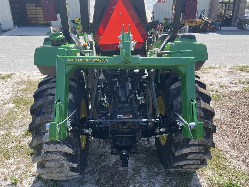 John Deere 2038R Kompaktné traktory