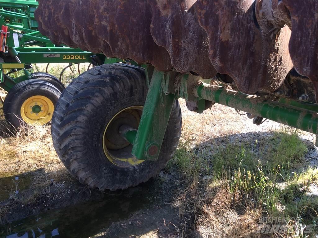 John Deere 2680 Tanierové brány