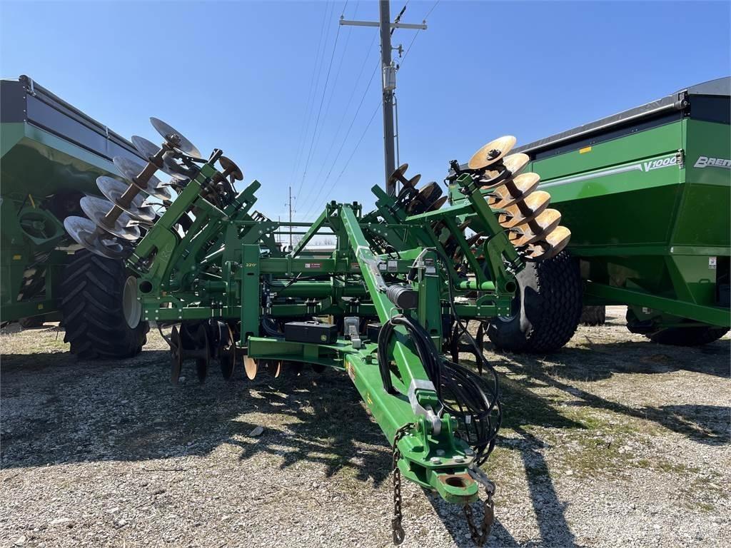 John Deere 2730 Ďalšie stroje na spracovanie pôdy a príslušenstvo