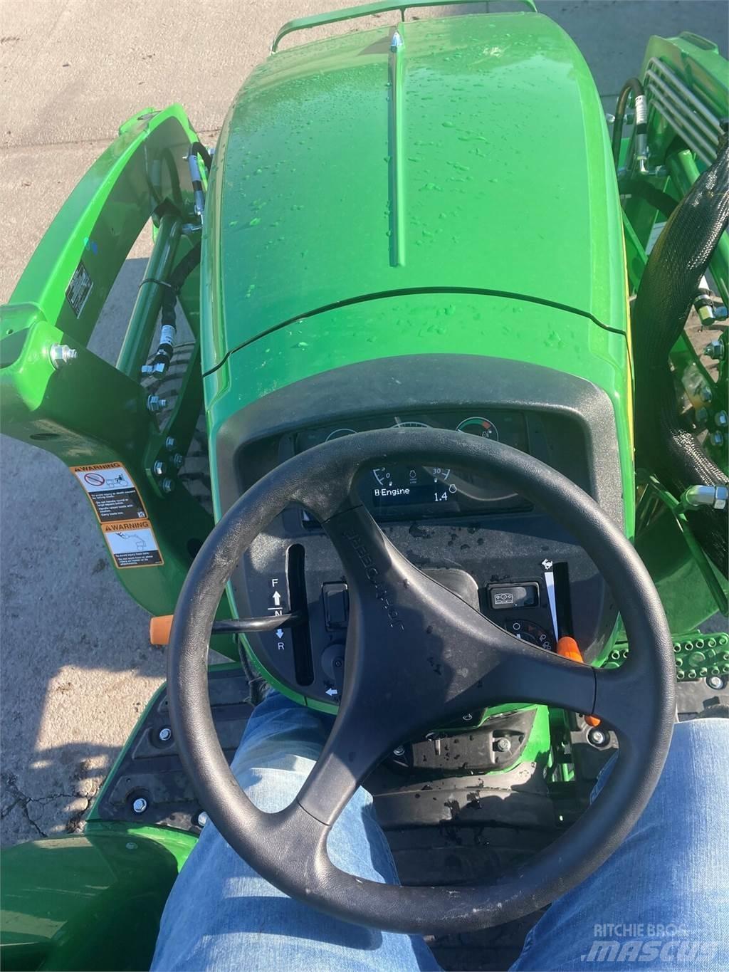 John Deere 3025D Kompaktné traktory