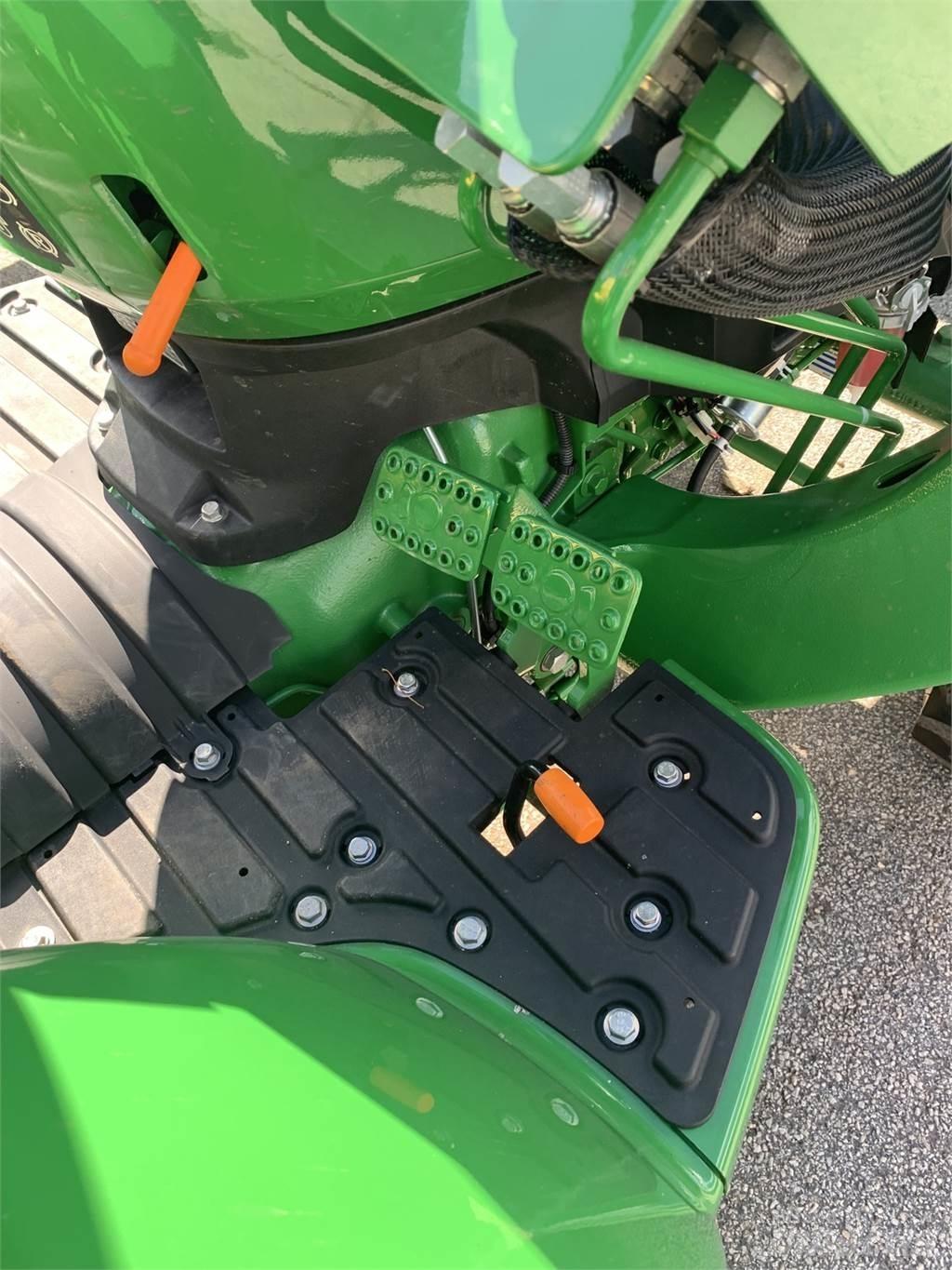 John Deere 3025D Kompaktné traktory