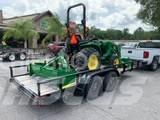 John Deere 3025E Kompaktné traktory