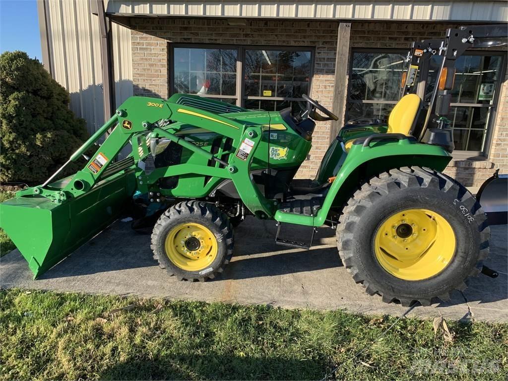 John Deere 3025E Kompaktné traktory
