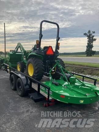 John Deere 3025E Kompaktné traktory