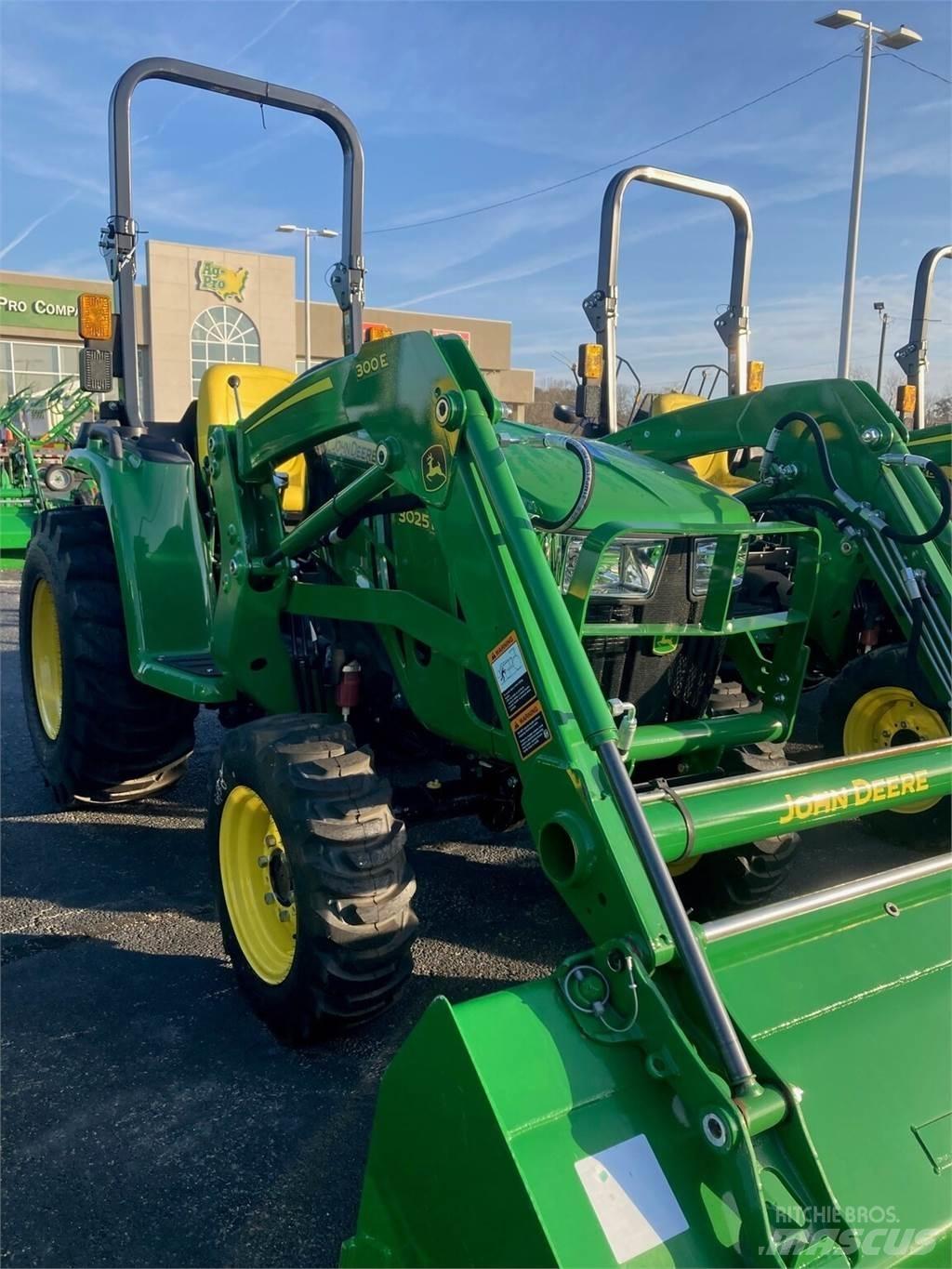 John Deere 3025E Kompaktné traktory