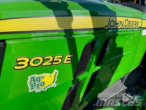 John Deere 3025E Kompaktné traktory