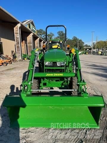 John Deere 3033R Kompaktné traktory