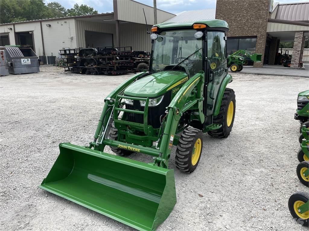 John Deere 3033R Kompaktné traktory