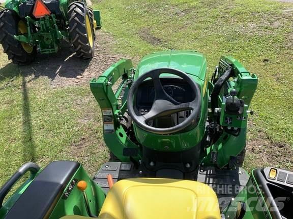 John Deere 3038E Kompaktné traktory