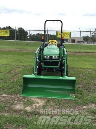John Deere 3038E Kompaktné traktory