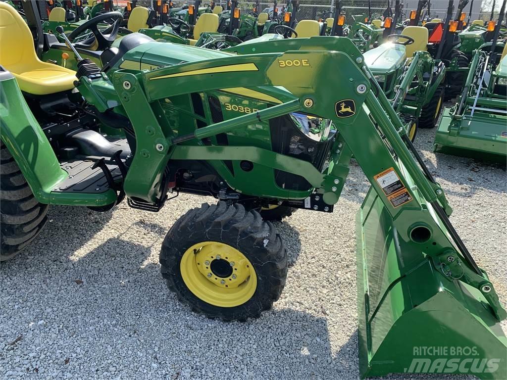 John Deere 3038E Kompaktné traktory