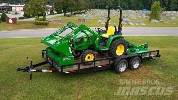 John Deere 3038E Kompaktné traktory